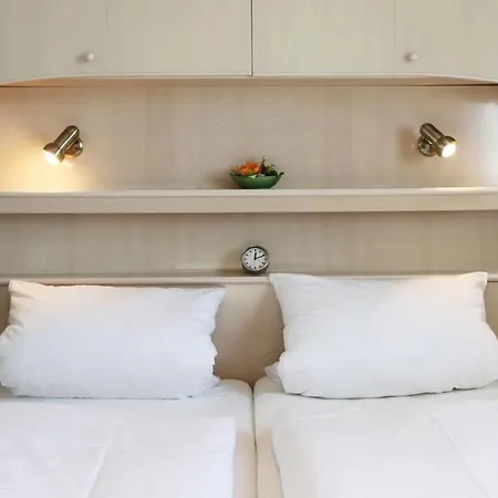 アパート Huehnergott